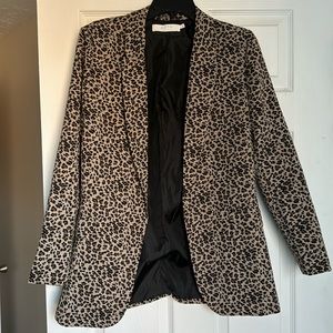 Animal print oversized Blazer! 🤎🖤